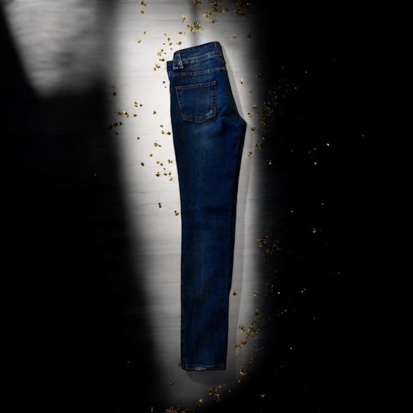 Galliano Women’s Jean Straight Leg Navy Blue Super soft Slightly distressed - Picture 14 of 16